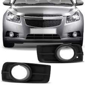 MOLDURA FAROL AUXILIAR CRUZE 10/11/12/13/14/15 COM FURO ESQUERDO