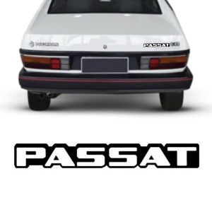 EMBLEMA (PASSAT) 84/90 CROMADO COM FUNDO PRETO