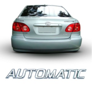 EMBLEMA (AUTOMATIC) TOYOTA COROLLA 03/08 CROMADO