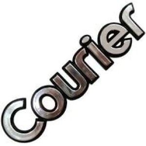 EMBLEMA (COURIER)  TODAS CROMADO COM FUNDO PRETO