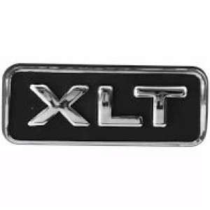 EMBLEMA PORTA MALAS (XLT)  ECOSPORT 03/12 CROMADO FUNDO PRETO